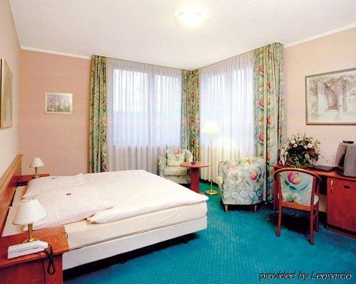 Hotel Monopol เกลเซนเคียร์เคน ห้อง รูปภาพ