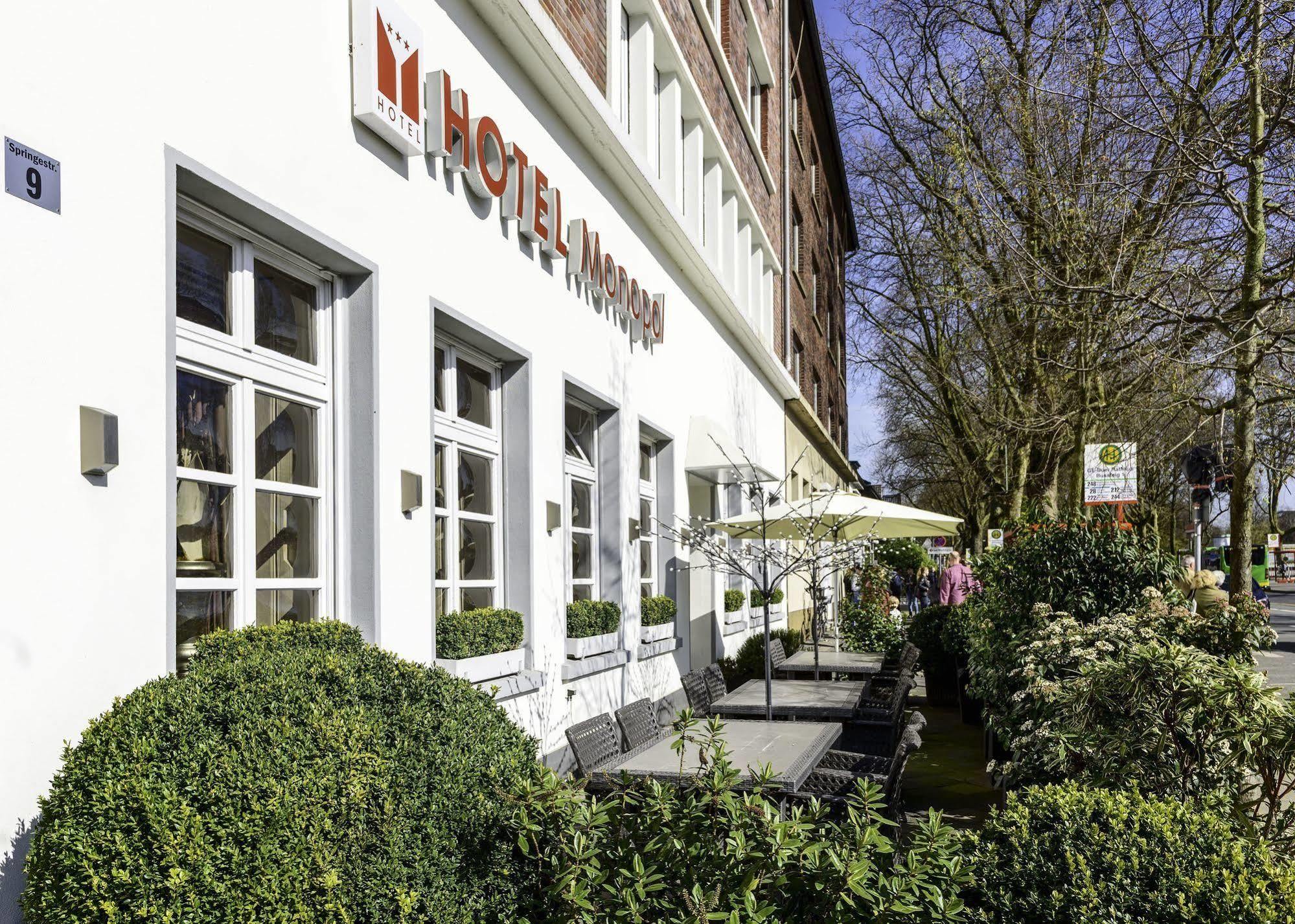 Hotel Monopol เกลเซนเคียร์เคน ภายนอก รูปภาพ